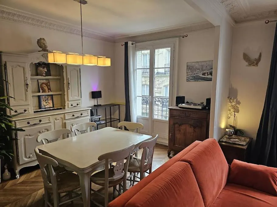 Appartement67M 2 Paris Apartment
