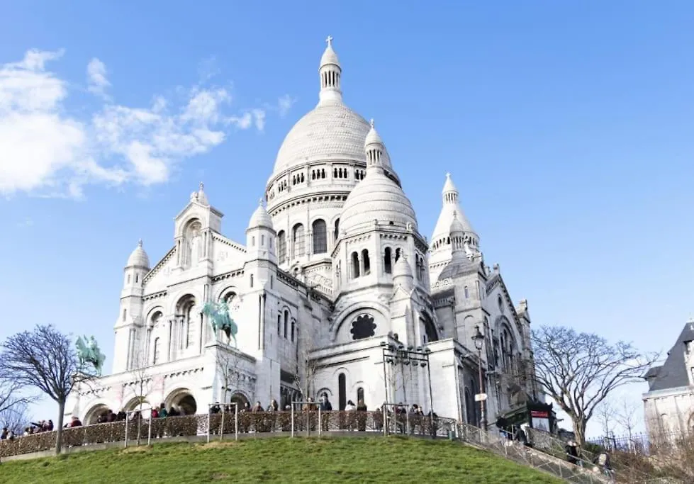 Appartement67M 2 Paris 0*,